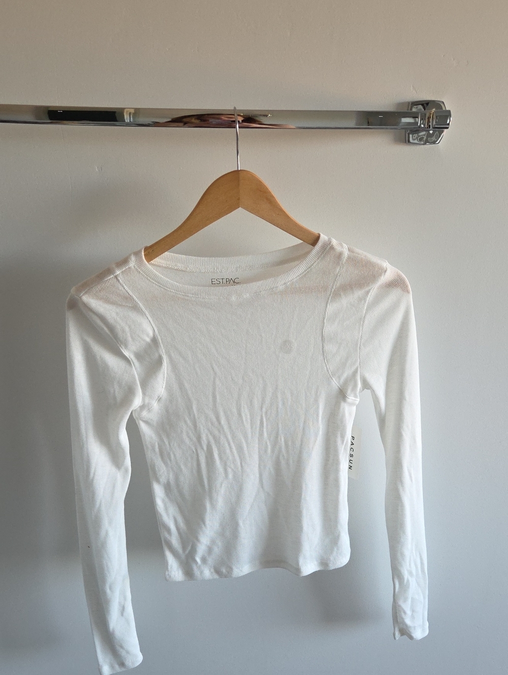 PacSun White Long Sleeve Crewneck Top